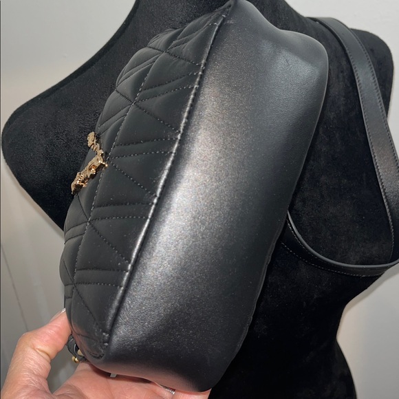 Versace Virtus Camera Bag - Picture 9 of 17